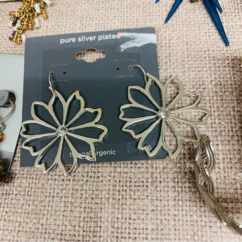 ‎Dangle Earrings Bundle - Picture 5 of 6